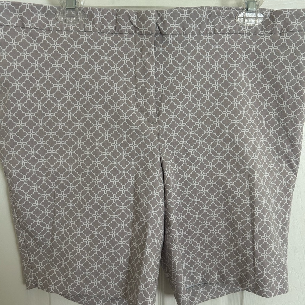 Mario Serrani Women’s  Shorts